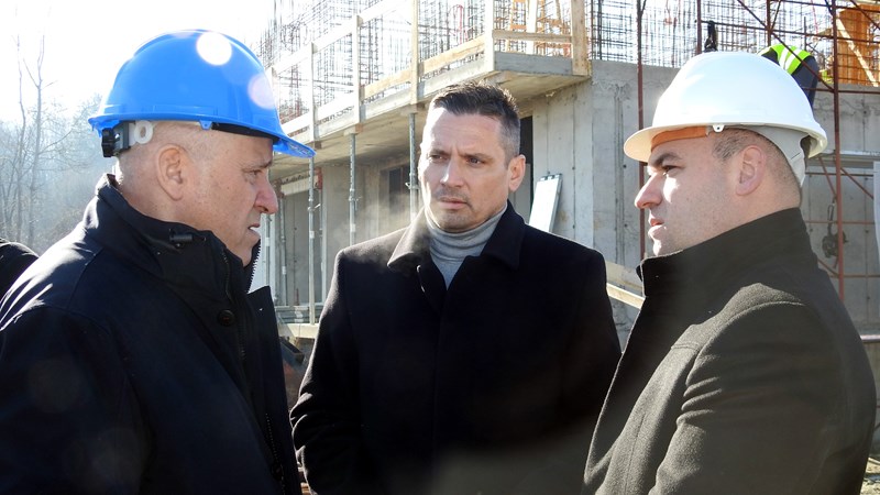 Bačić najavio obnovu kulturno-povijesnog središta Gline